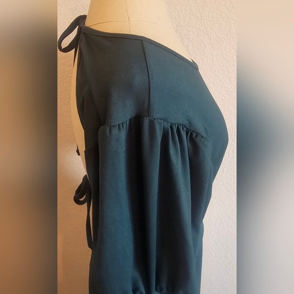 NWT VELVET TORCH Open Back Tiered Short Sleeve Maxi Dress Dark Green/Teal. XS - Picture 8 of 14